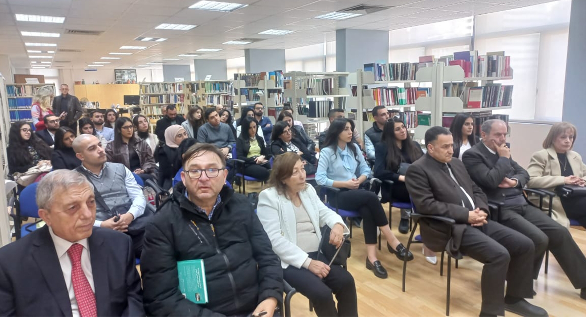 Audience - Book Janane Khoury